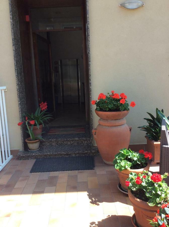 Apartament Casa Celeste Viareggio Zewnętrze zdjęcie